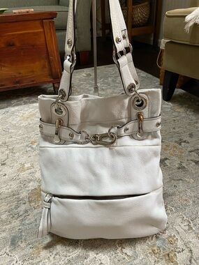 b. makowsky White Leather Shoulder Bag with Silver Hardware